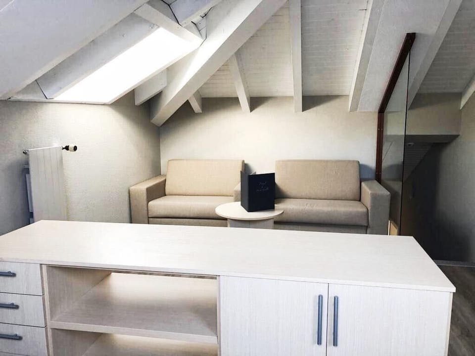 Family Room | Individually decorated, individually furnished, desk, free WiFi