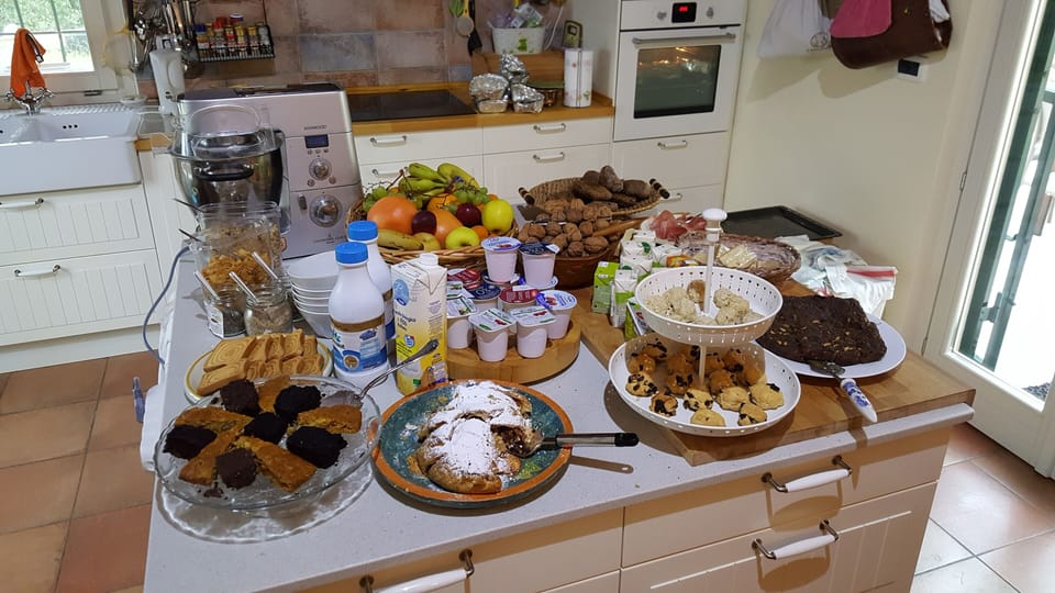 Free daily full breakfast