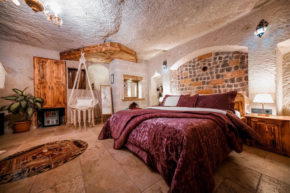 Deluxe Cave Room | Soundproofing, free WiFi, bed sheets