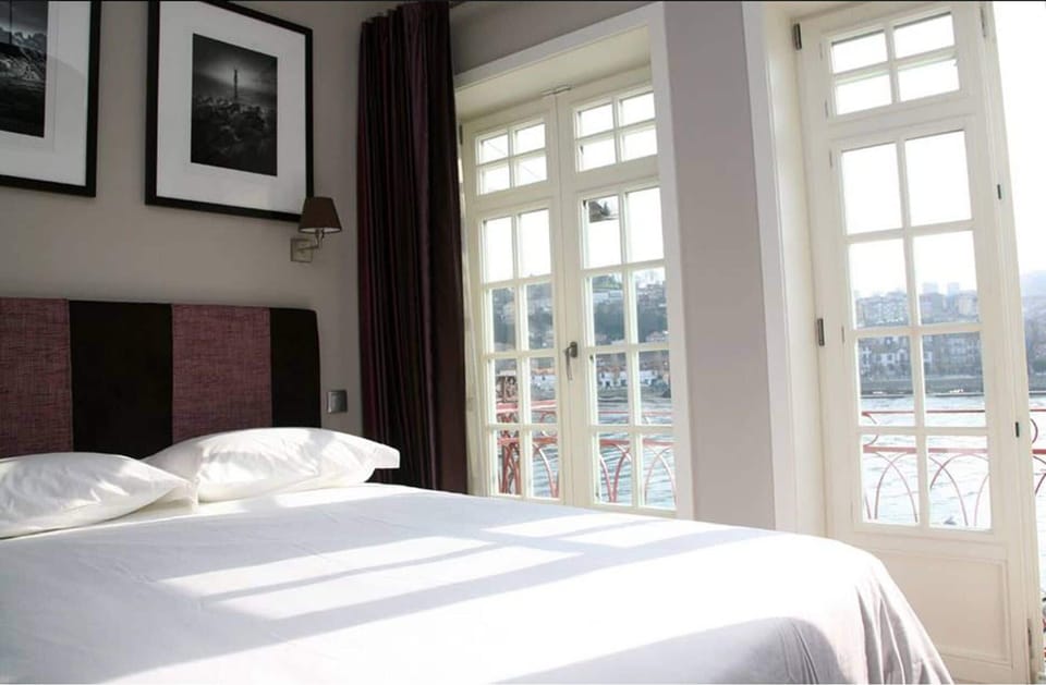 In-room safe, blackout drapes, soundproofing, free WiFi