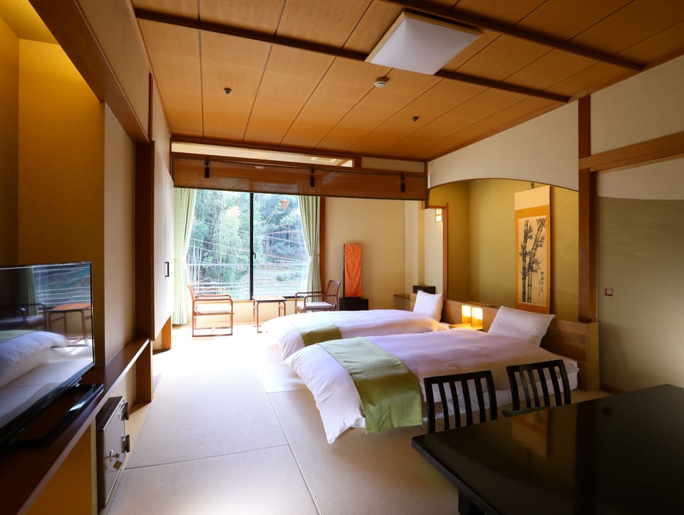In-room safe, desk, laptop workspace, free WiFi