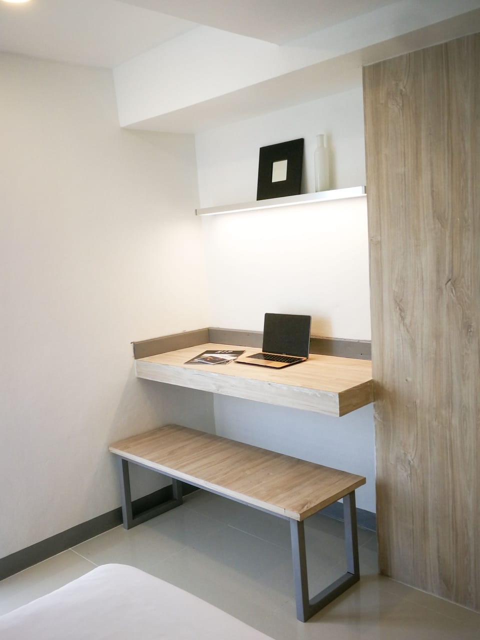 Exclusive Triple Room | Living area