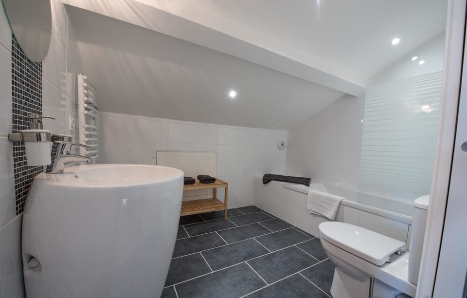 Family Room (British Touch) | Room amenity