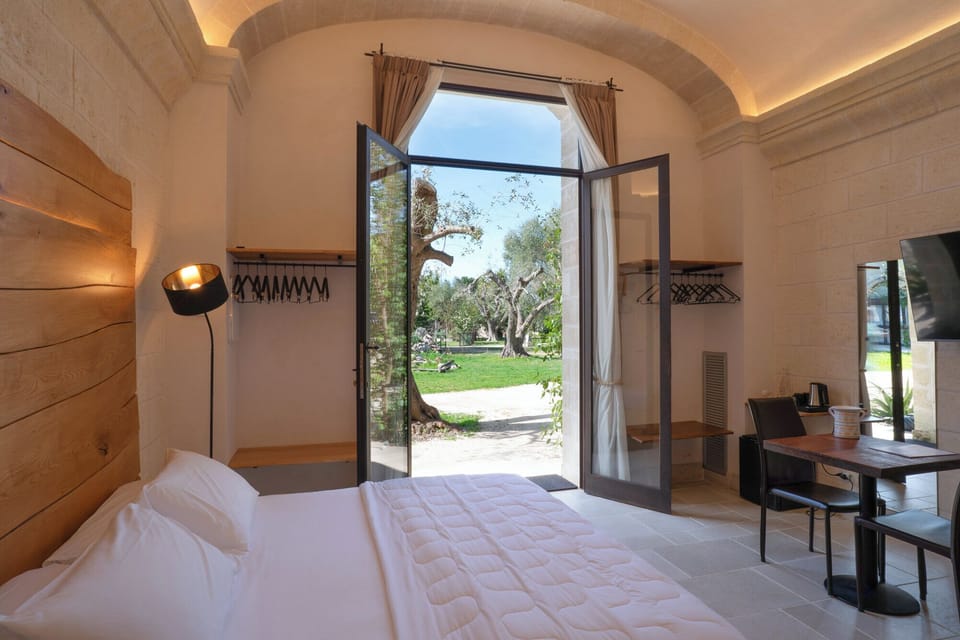 Superior Room | Individually decorated, individually furnished, desk, laptop workspace