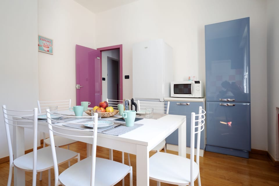 Apartment, 2 Bedrooms | In-room dining