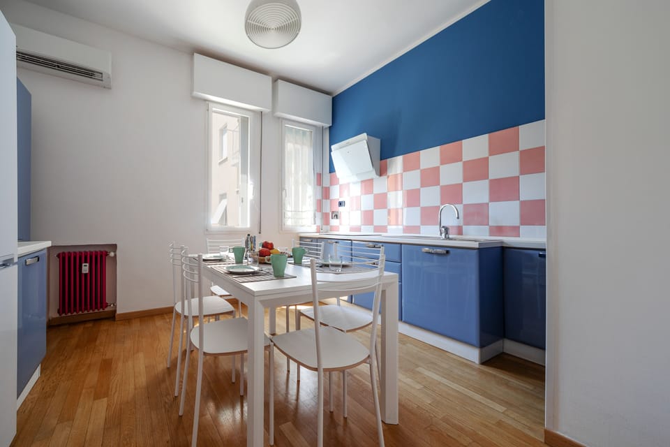 Apartment, 2 Bedrooms | In-room dining