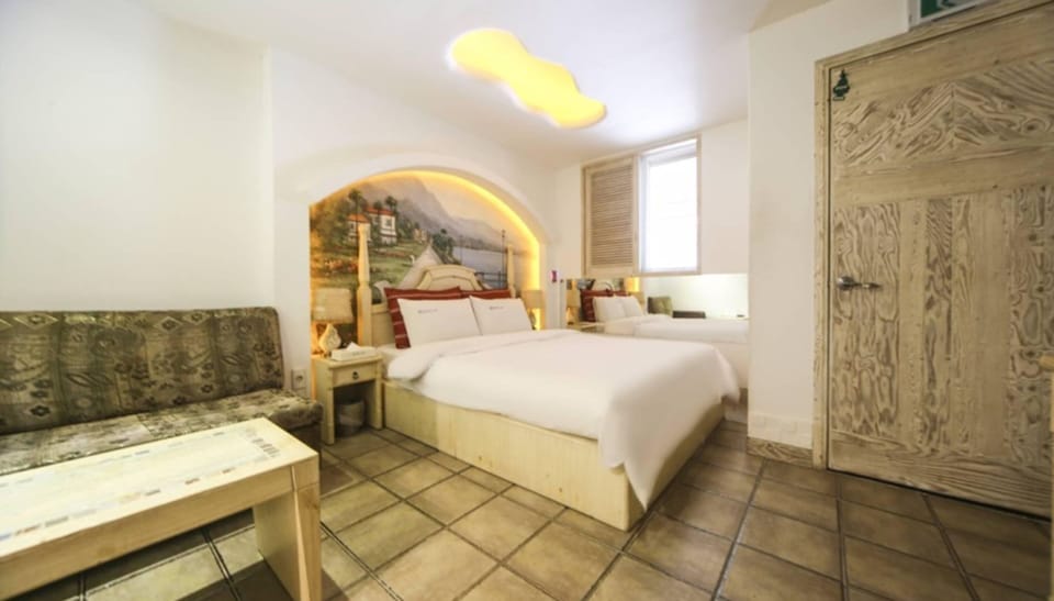 Premium Double Room | Desk, free WiFi