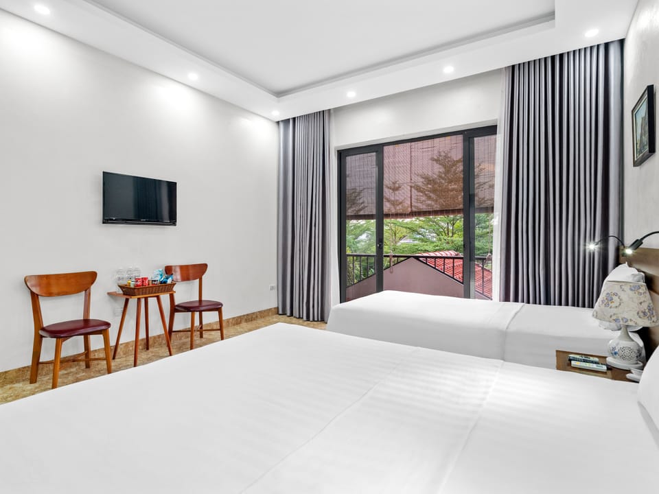 Deluxe Triple Room | Room amenity