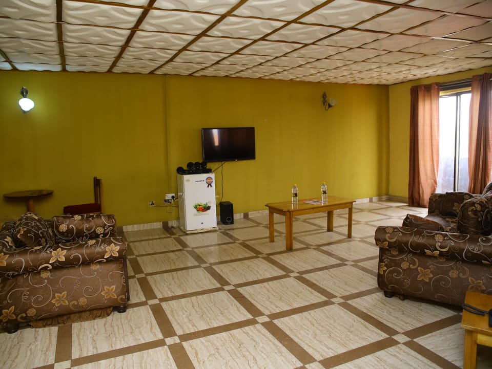 Presidential Suite | Iron/ironing board, free WiFi, bed sheets