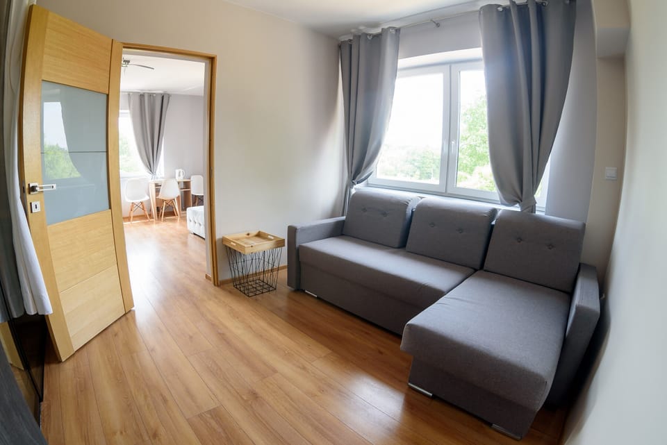 Luxury Room | Desk, laptop workspace, soundproofing, iron/ironing board