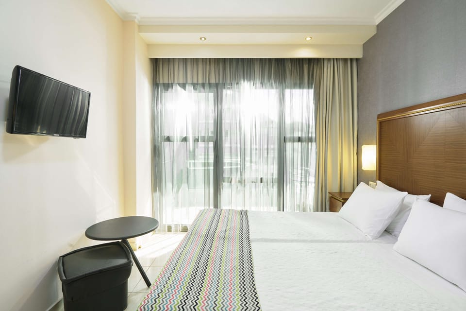 Single Room | In-room safe, desk, soundproofing, free WiFi
