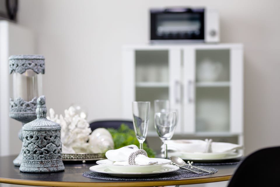 Villa, 3 Bedrooms | In-room dining