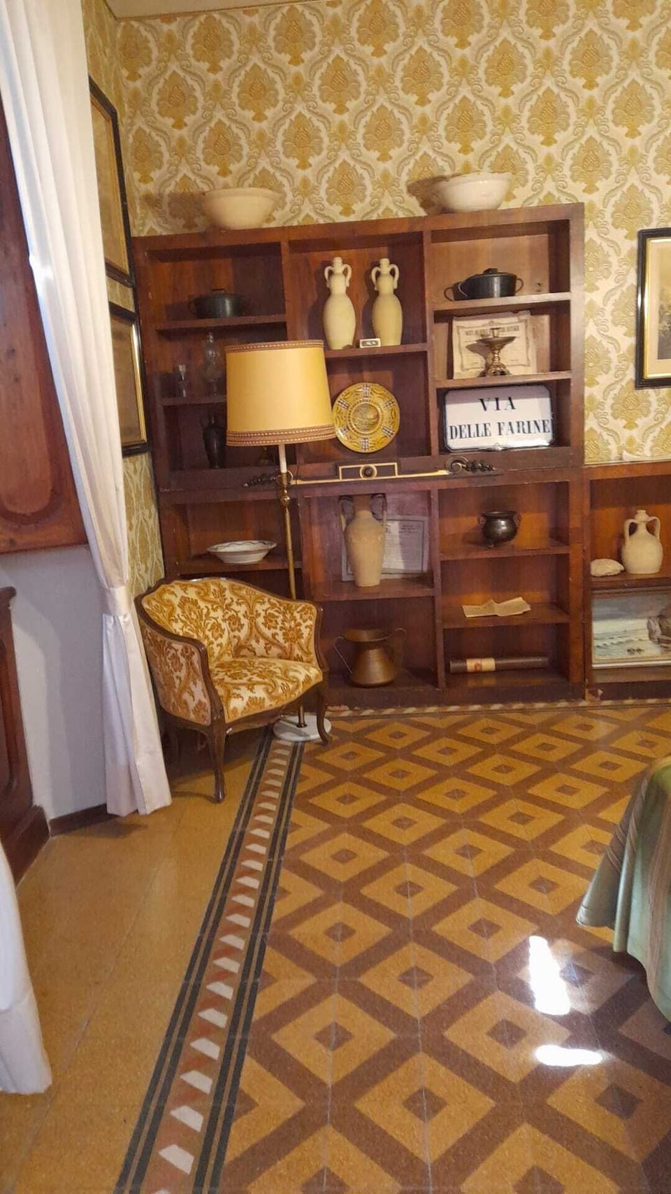 Classic Room, Mountain View | Free WiFi