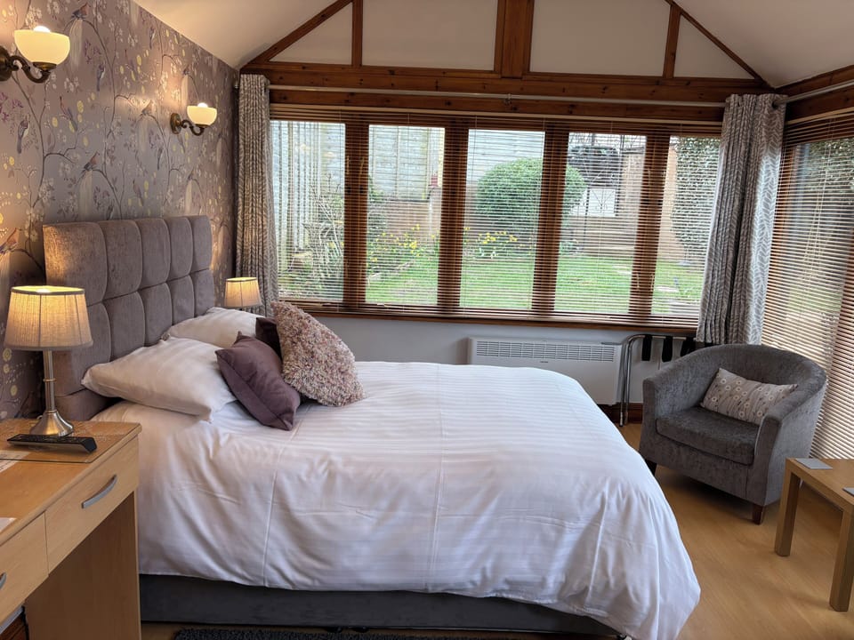 Deluxe Studio | Garden view