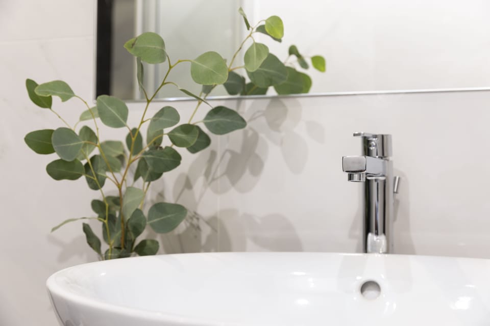 Superior Double Room | Bathroom sink