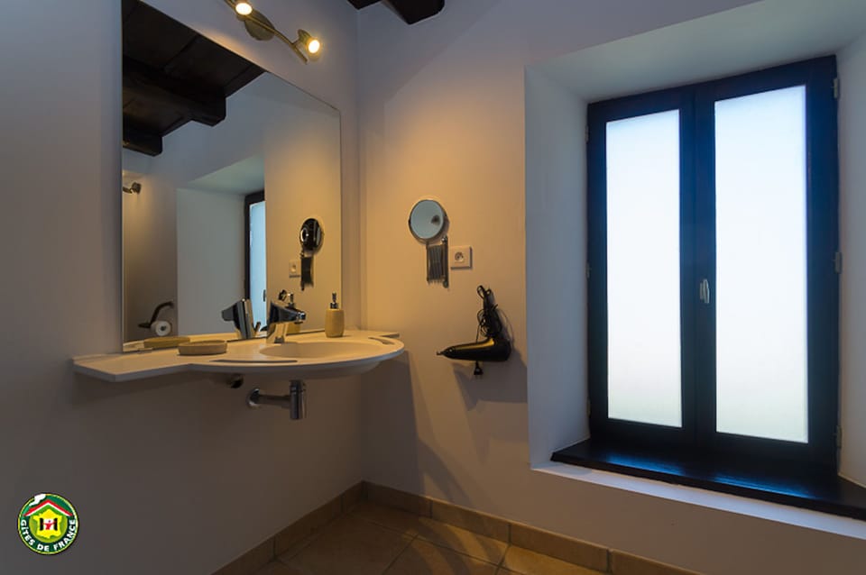 Double Room, Accessible, Ensuite (Au ras des paquerettes) | Bathroom