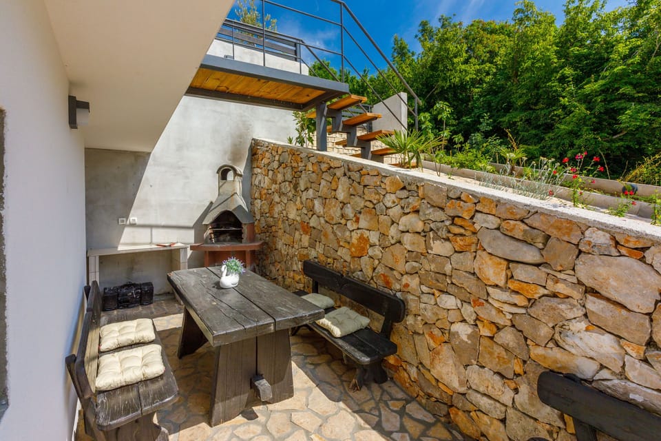 BBQ/picnic area