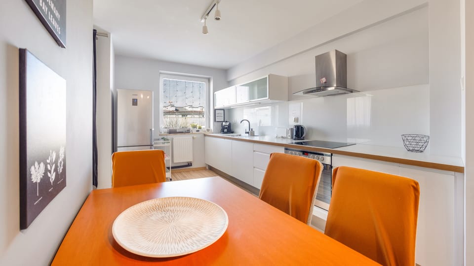 Studio (11, ul. Legionów 104 B) | Private kitchenette | Fridge, stovetop, dishwasher, coffee/tea maker