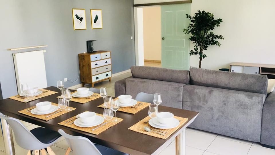 Apartment | Living area | Smart TV, Netflix, streaming services