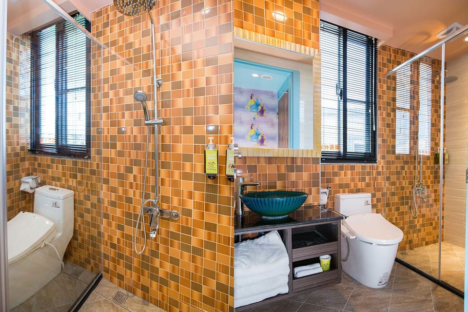 Classic Double Room | Bathroom sink