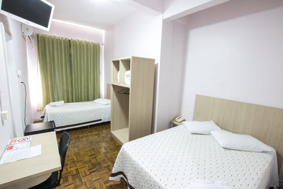 Standard Triple Room | Desk, laptop workspace, free WiFi, bed sheets
