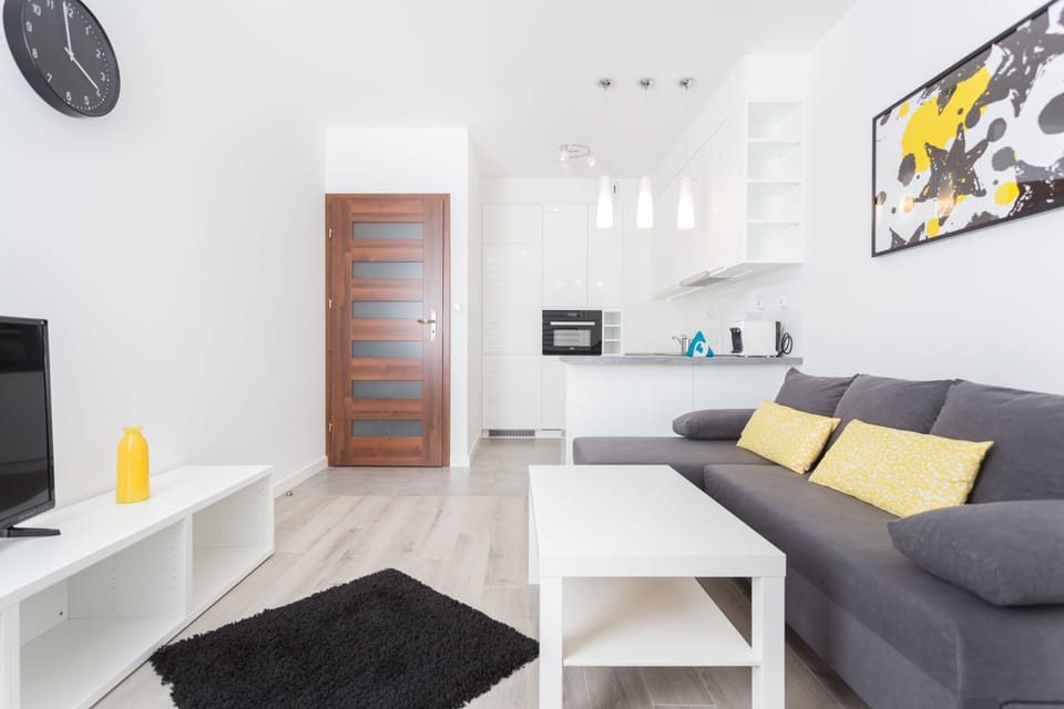 Comfort Apartment | Living area | TV
