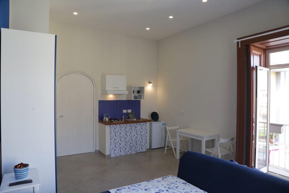 Studio, Balcony, Sea View | Blackout drapes, soundproofing, free WiFi, bed sheets
