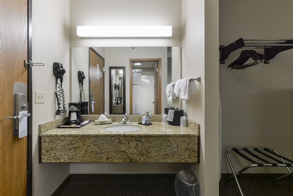 Bathroom sink
