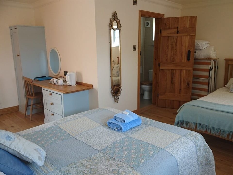 Suite, Ensuite (4 Persons)