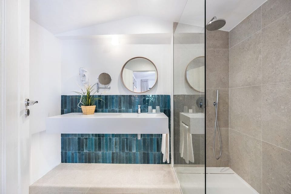 Hair dryer, bathrobes, slippers, bidet