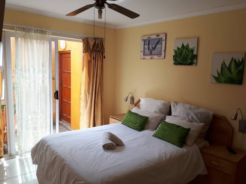 WiFi (free), individually decorated, individually furnished, bed sheets
