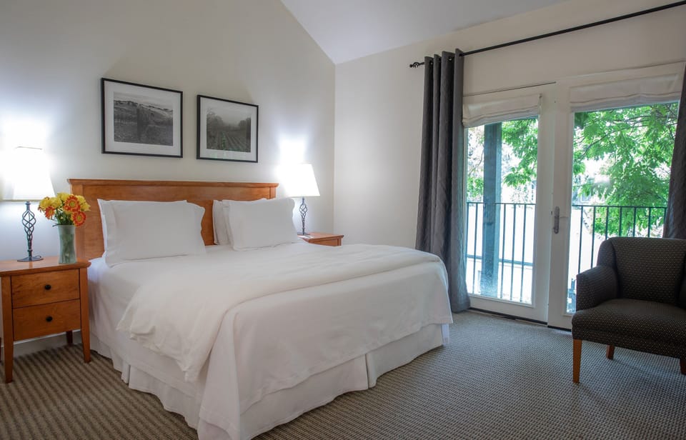 Premium bedding, down comforters, in-room safe, soundproofing