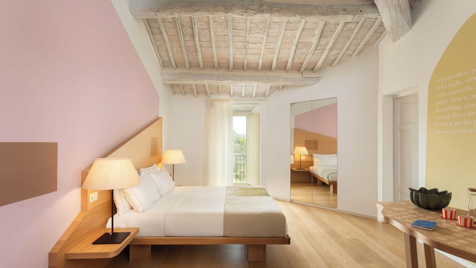 Deluxe Double Room | Minibar, in-room safe, desk, laptop workspace
