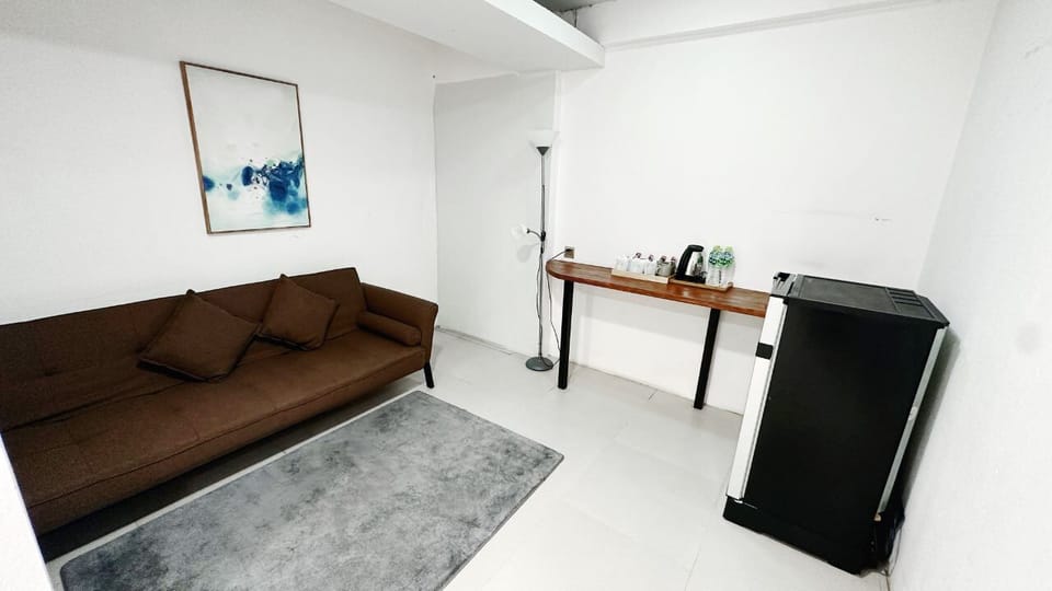 Premier Suite, 2 Bedrooms | Premium bedding, down comforters, pillowtop beds, in-room safe