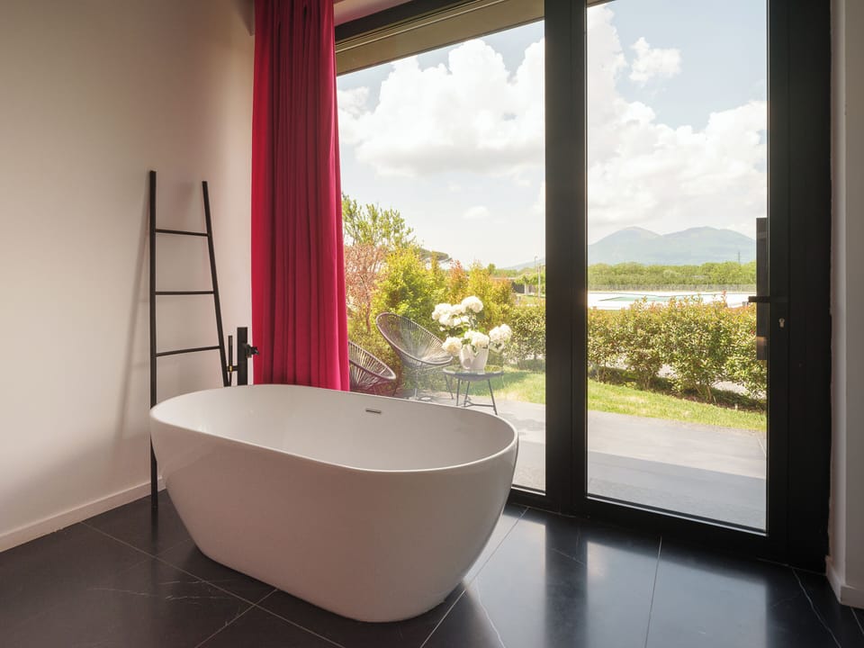 Deluxe Double Room, 1 Bedroom, Bathtub, Pool View | Premium bedding, minibar, blackout drapes, soundproofing