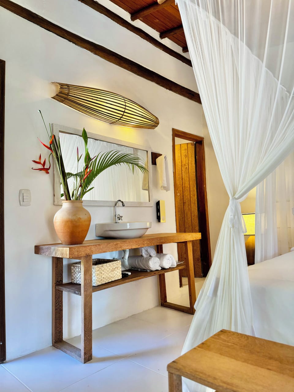 Suíte Pitanga | In-room safe, individually decorated, desk, free WiFi