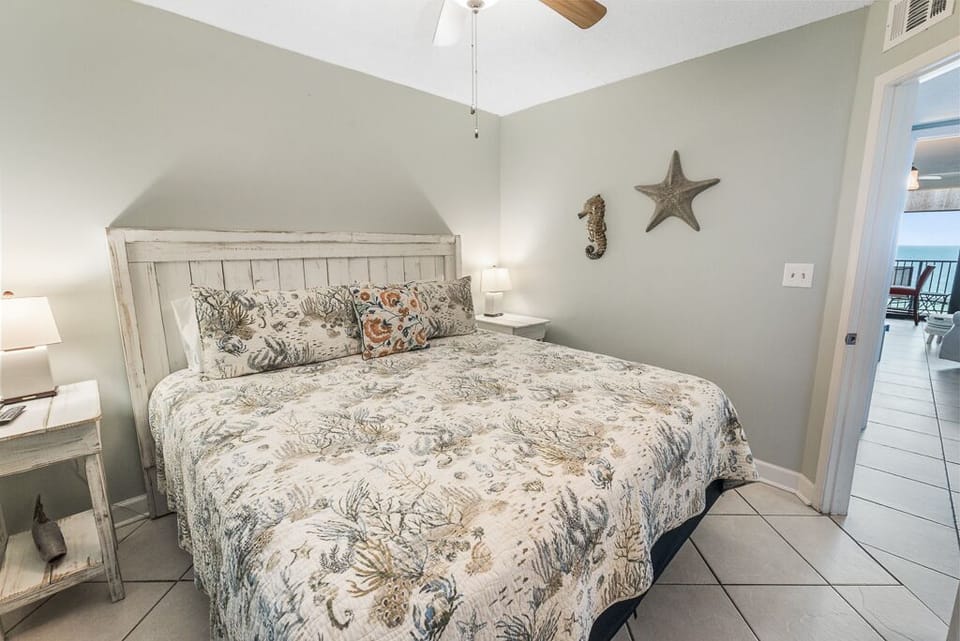 Condo, 1 Bedroom, Balcony, Beachfront (875) | Individually decorated, individually furnished, free WiFi, bed sheets
