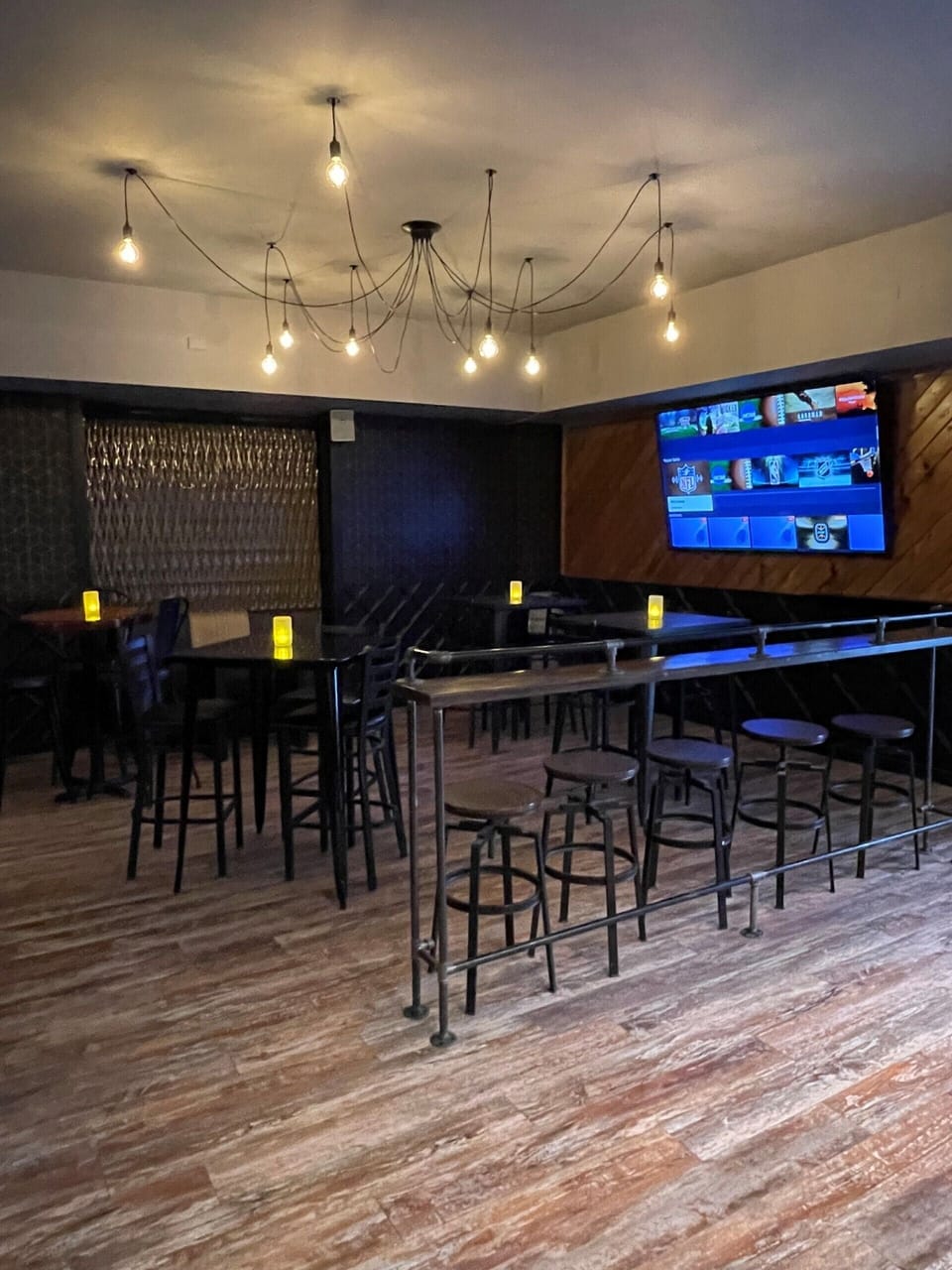 Sports bar