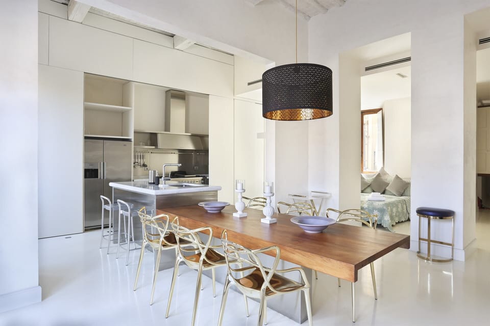 Apartment, 3 Bedrooms | Private kitchen | Full-size fridge, microwave, oven, stovetop