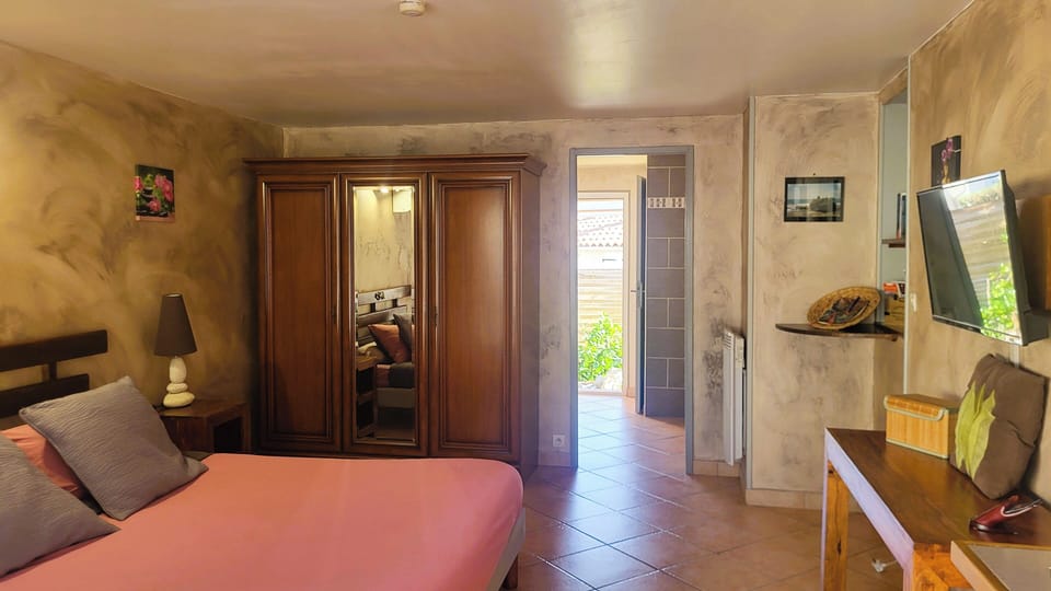 Double Room (Zen) | Individually decorated, individually furnished, desk, soundproofing