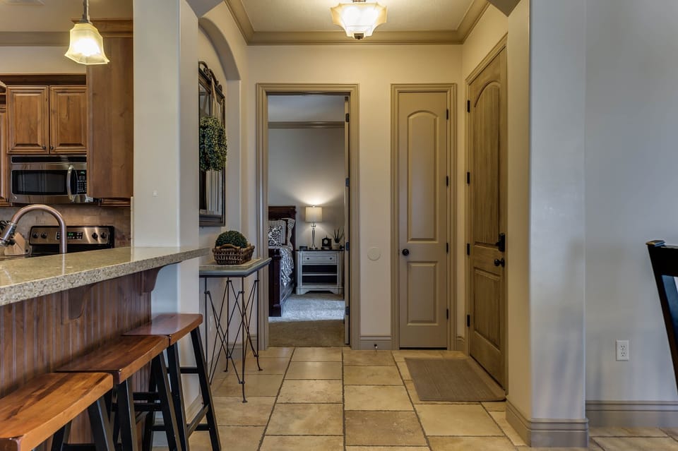 Condo, 3 Bedrooms | Private kitchen | Coffee/tea maker, fridge, oven, toaster