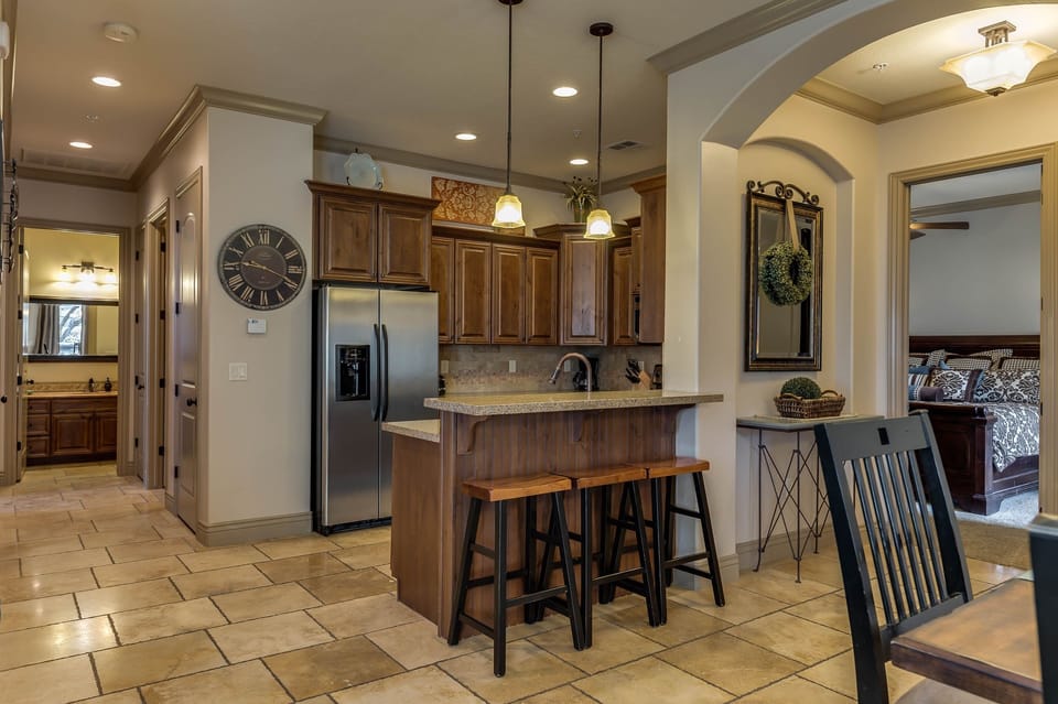 Condo, 3 Bedrooms | Private kitchen | Coffee/tea maker, fridge, oven, toaster