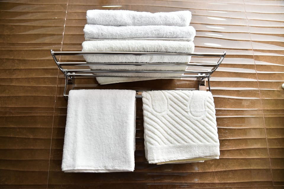 Premium bedding, in-room safe, individually furnished, desk