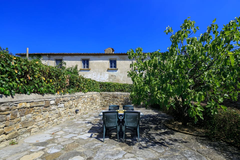 Studio, Patio | Courtyard view