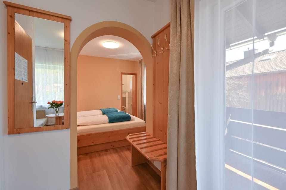 Double Room, Balcony | Free WiFi, bed sheets