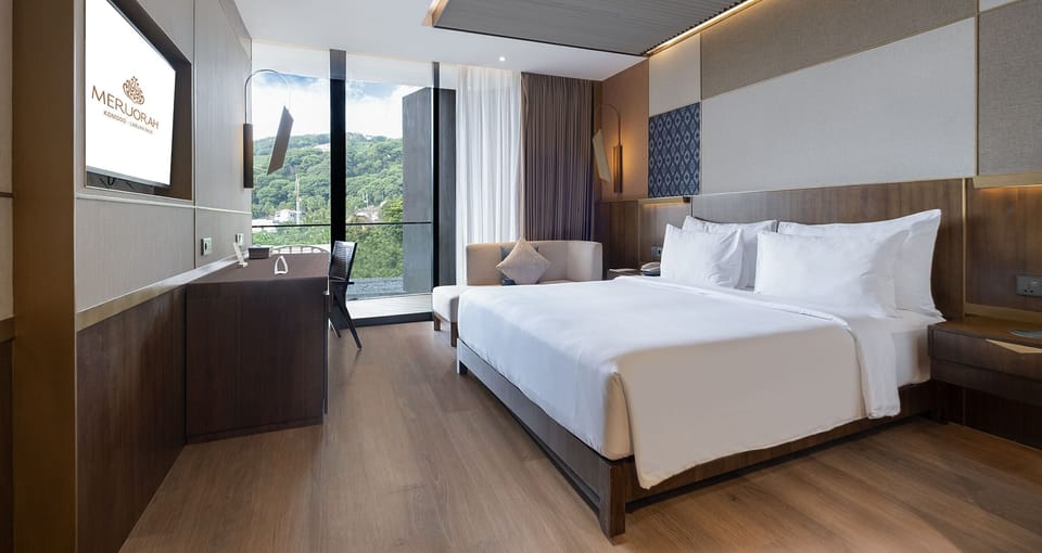 Signature Hill View King Bed | Minibar, in-room safe, desk, laptop workspace