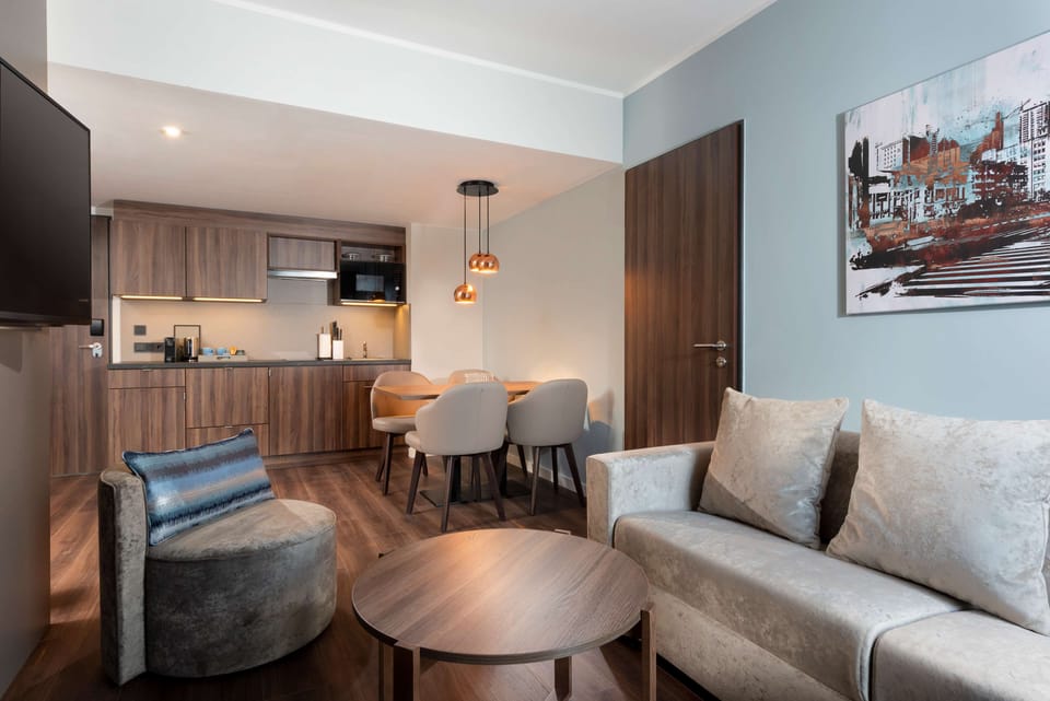 Premium Studio Suite, 1 King Bed with Sofa bed | In-room safe, desk, laptop workspace, soundproofing