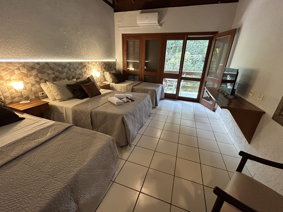 Standard Room | Minibar, desk, free WiFi, bed sheets