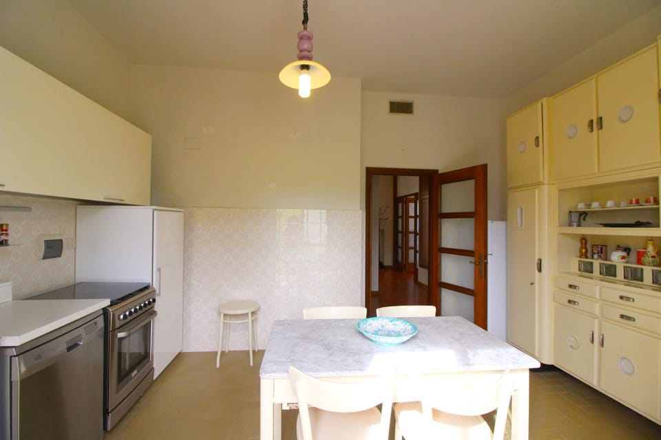 Traditional Villa, 4 Bedrooms, Private Pool, Garden View | Private kitchen | Full-size fridge, microwave, oven, stovetop