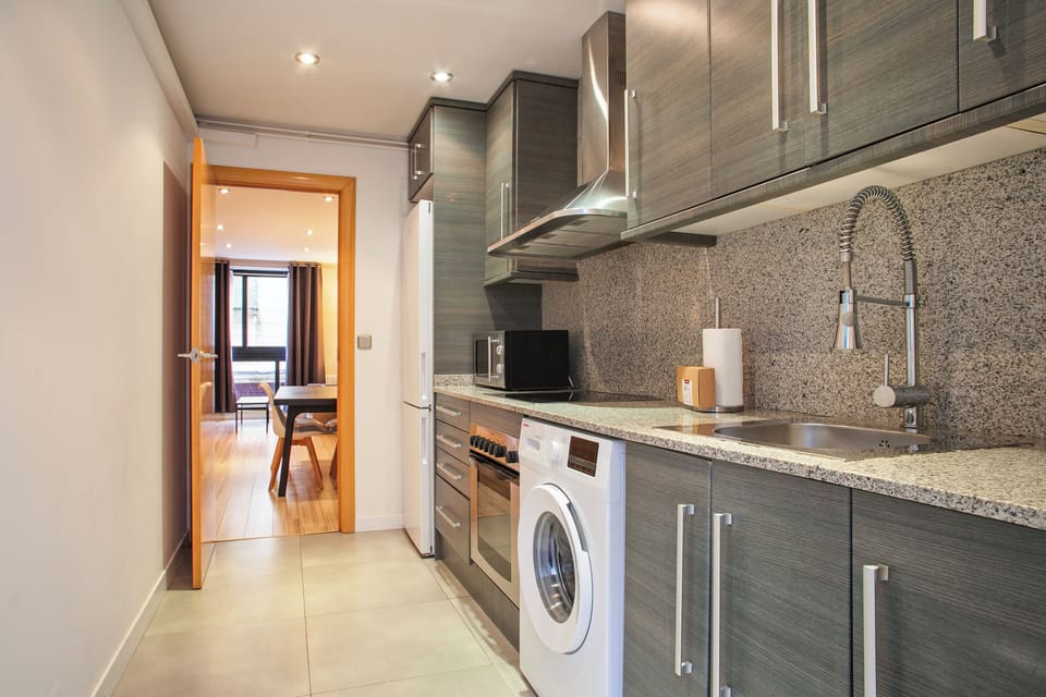 Apartment, 1 Bedroom, Terrace | Private kitchen | Full-size fridge, microwave, oven, stovetop